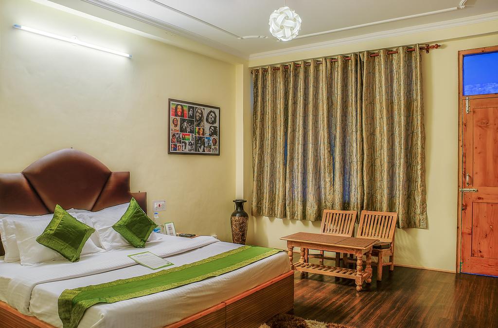 Treebo Trend Celebriti Manali Hotel Vashist Ngoại thất bức ảnh