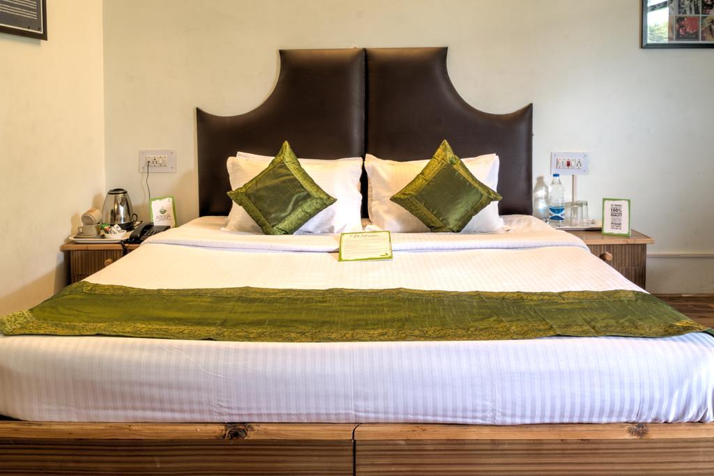 Treebo Trend Celebriti Manali Hotel Vashist Ngoại thất bức ảnh