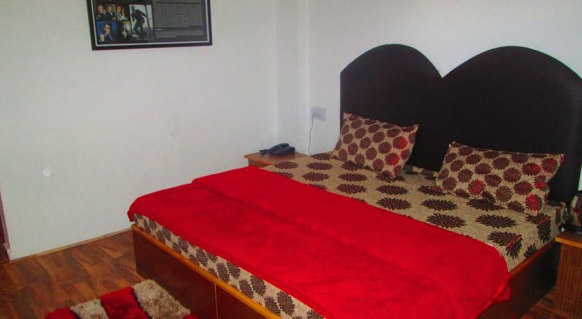 Treebo Trend Celebriti Manali Hotel Vashist Ngoại thất bức ảnh