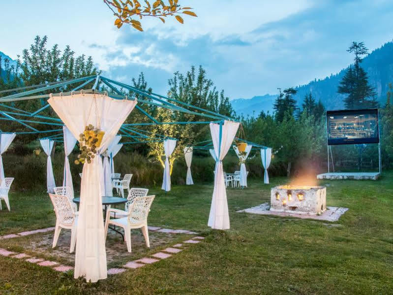 Treebo Trend Celebriti Manali Hotel Vashist Ngoại thất bức ảnh