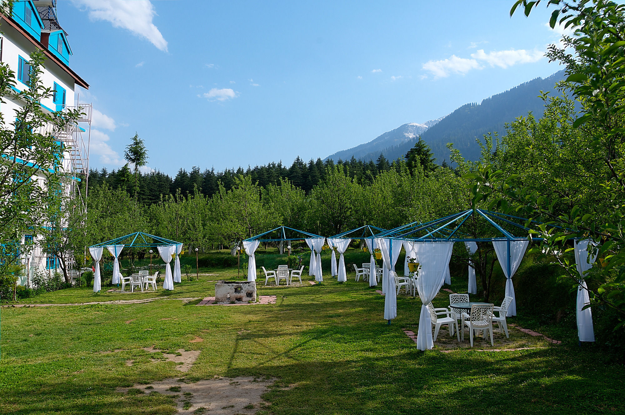 Treebo Trend Celebriti Manali Hotel Vashist Ngoại thất bức ảnh
